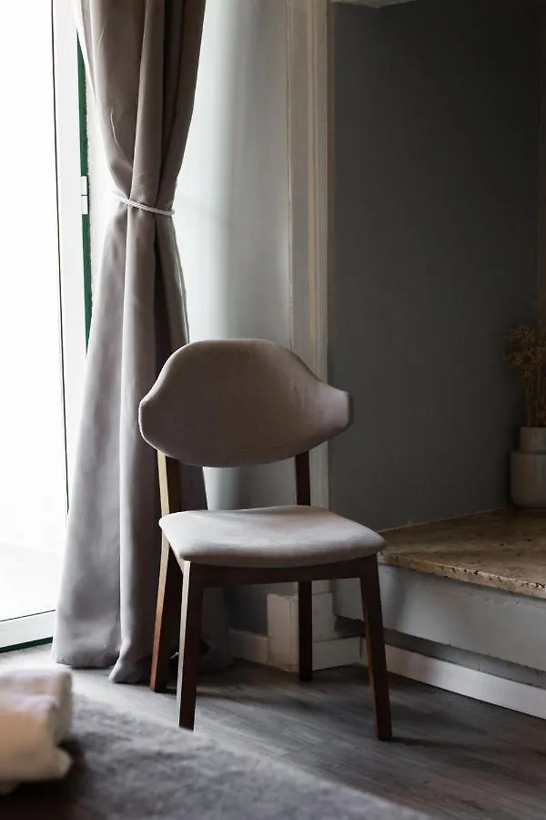 The Hygge Lisbon Suites - Estrela Bed & Breakfast