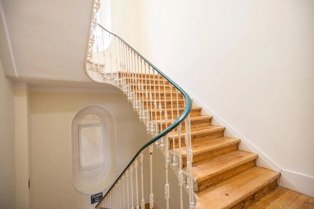 The Hygge Lisbon Suites - Estrela Bed & Breakfast